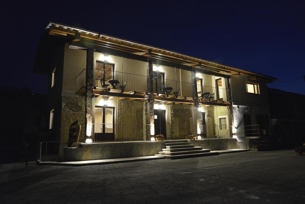 Agriturismo Ai Pruesot Bagnolo Piemonte Exterior foto