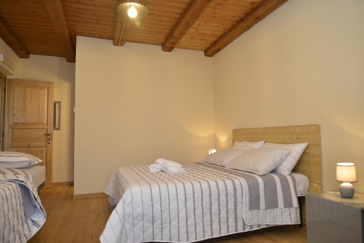 Agriturismo Ai Pruesot Bagnolo Piemonte Exterior foto